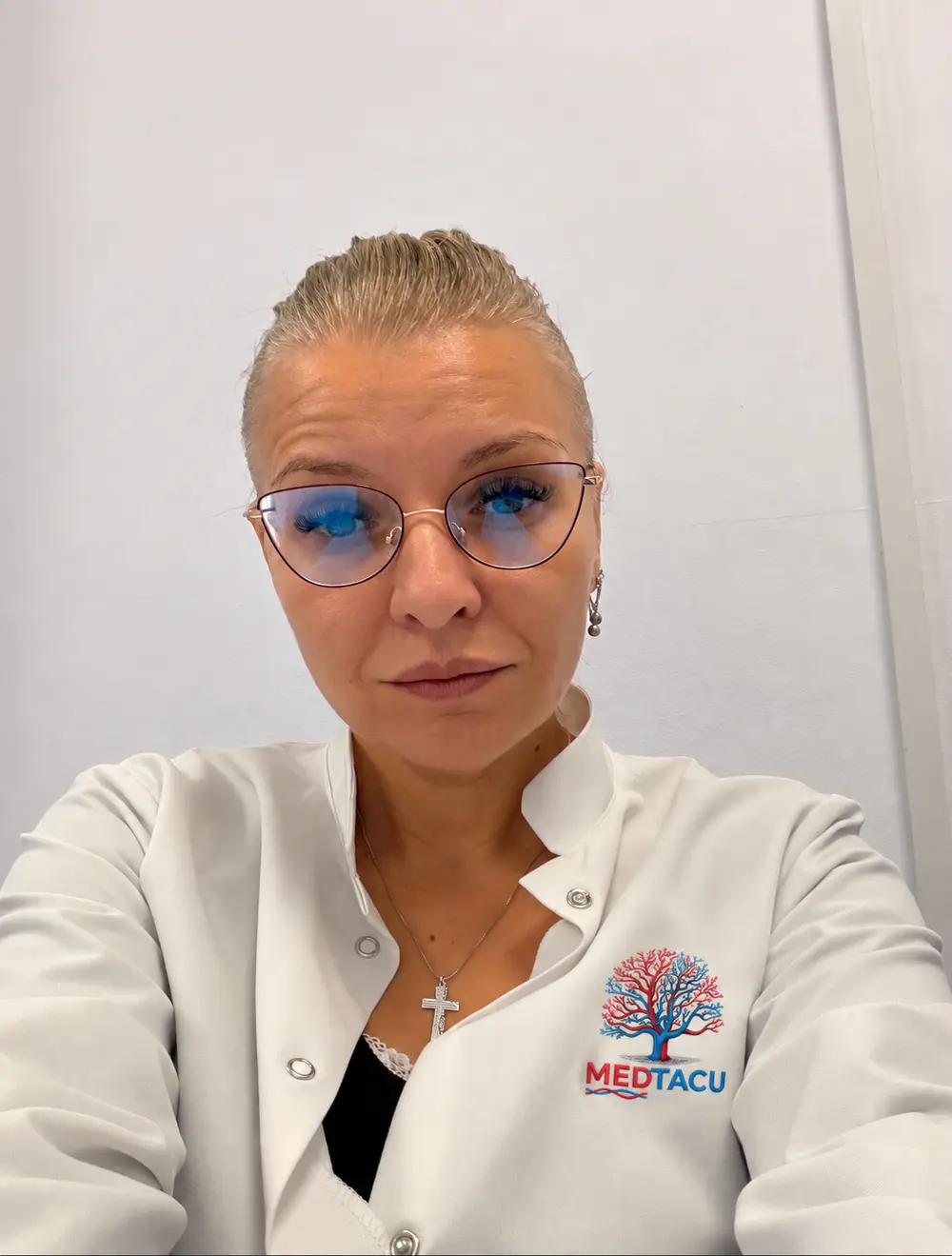 Dr. Țacu Suhăreanu Alexandra Ioana, medic primar chirurgie vasculară